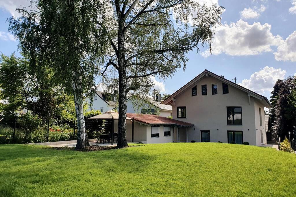 BlumenRaum - Ferienwohnung In Karlsruhe Exterior photo